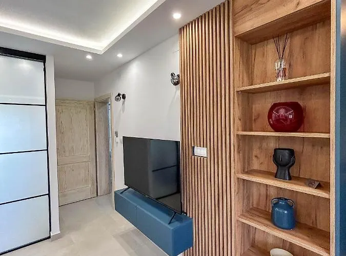 Sunrise Apartment